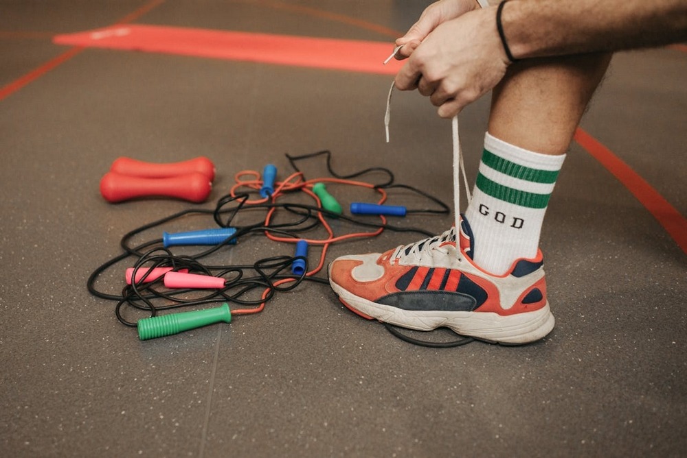 De ideale schoenen voor actieve jongens: sportieve sneakers
